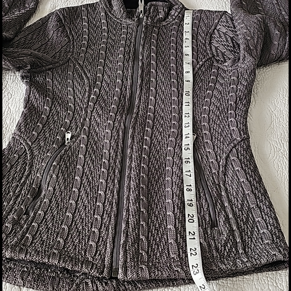 Spyder Full Zipped Turtleneck Cable Knit Sweater - Picture 10 of 15